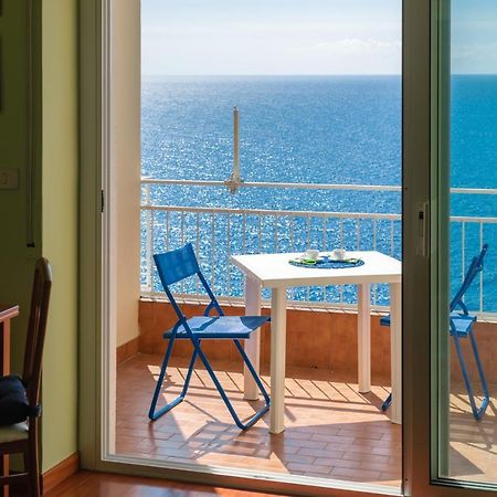 163 - Sunshine Suite 4 Fronte Vista Mare, 100M Spiaggia Санремо Экстерьер фото